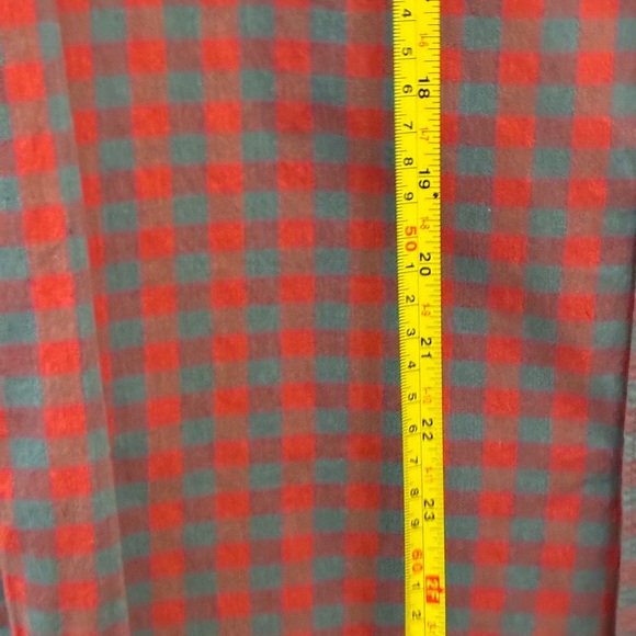 J.Crew men’s button-up shirts, both in size Large Slim! 100% organic cotton&98% - Picture 9 of 11